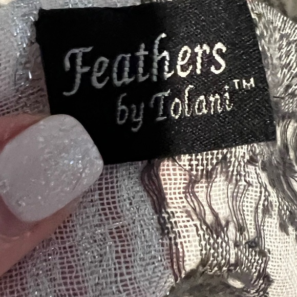 Anthropologie Ruanna/Wrap/Kimono by Feathers by Tolani- OS - Picture 8 of 13